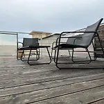 Apartment Hideaway